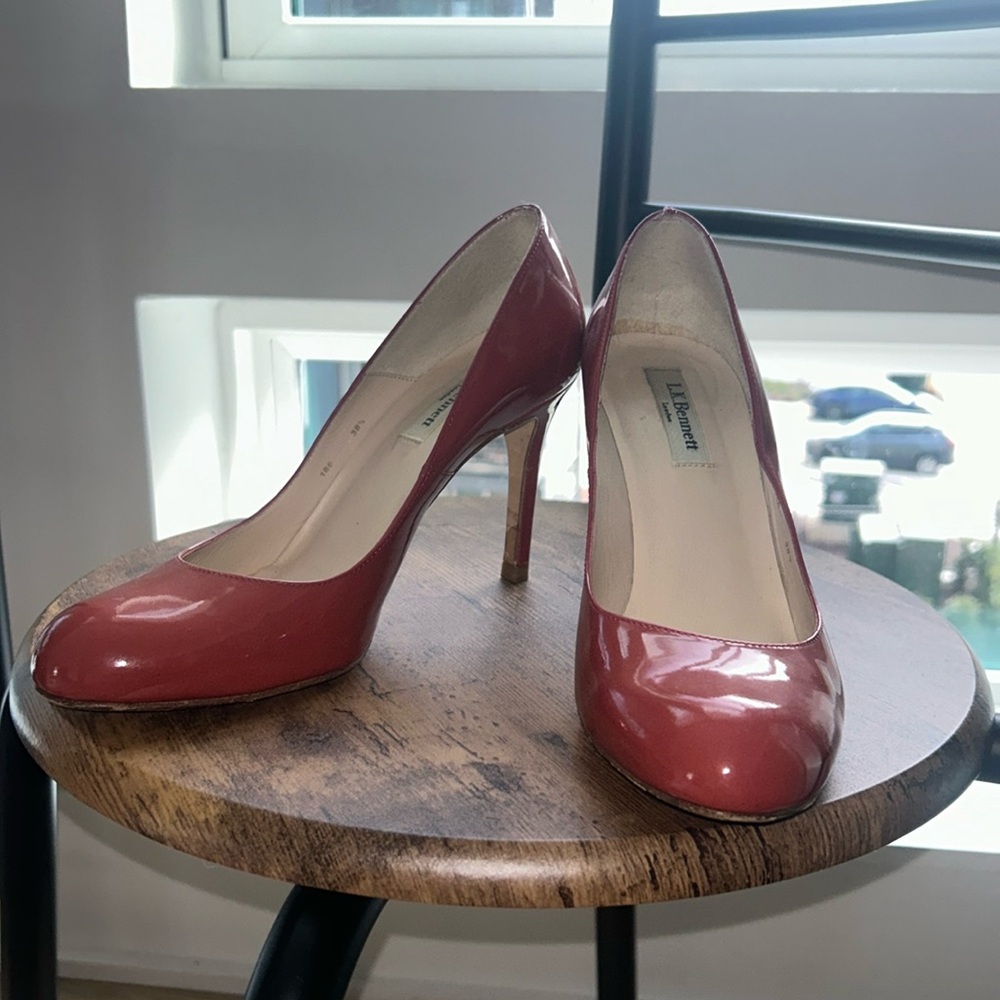 LK Bennett heel, red/orange size 38 1/2